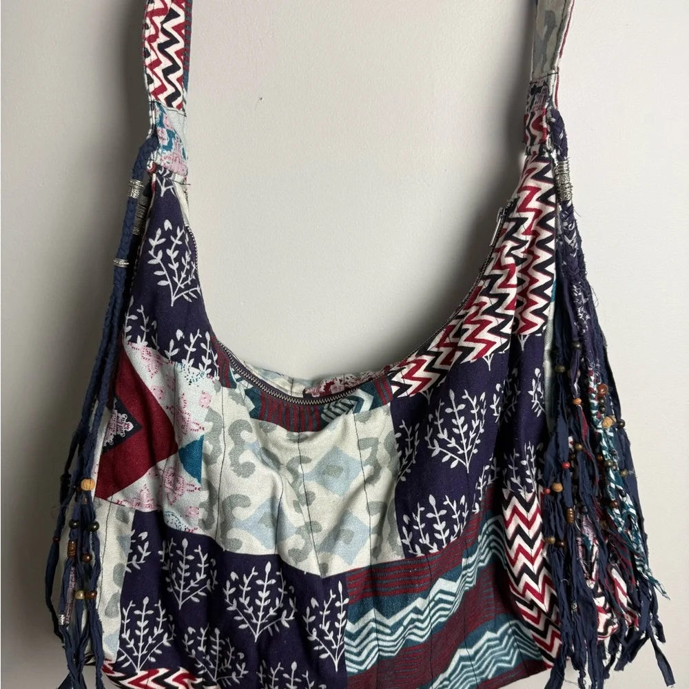 Free People blue and red patchwork hobo style bag - Picture 4 of 6